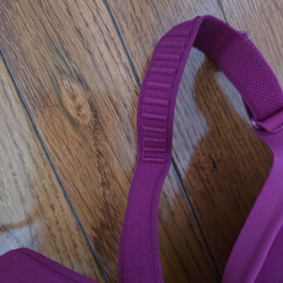 Target Women's Magenta Bra - Picture 2 of 6